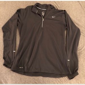 Black Nike dri-fit 1/4 zip L